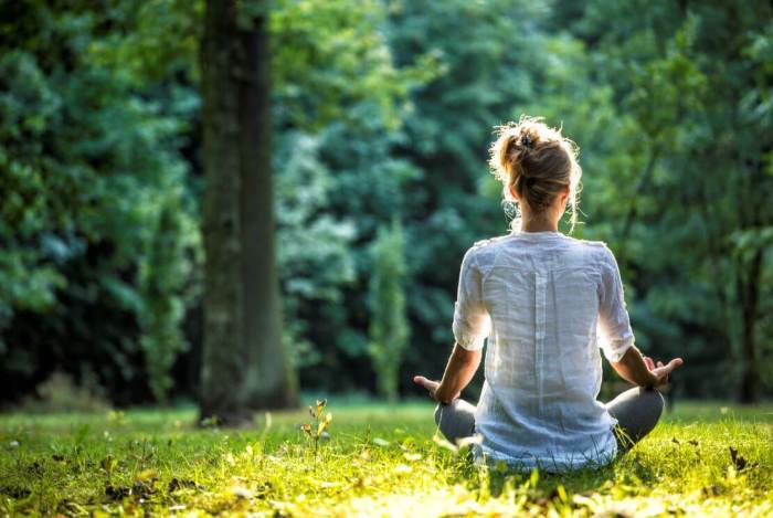 How to Meditate for Finding Peace and Clarity in the Busyness of Life